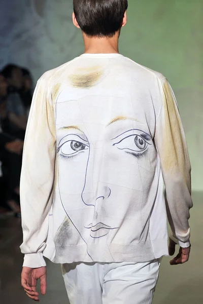 Look 5